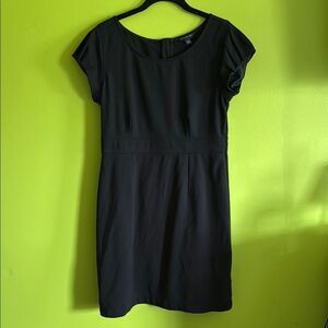Banana Republic Black Stretch Short Sleeve Dress Size 10